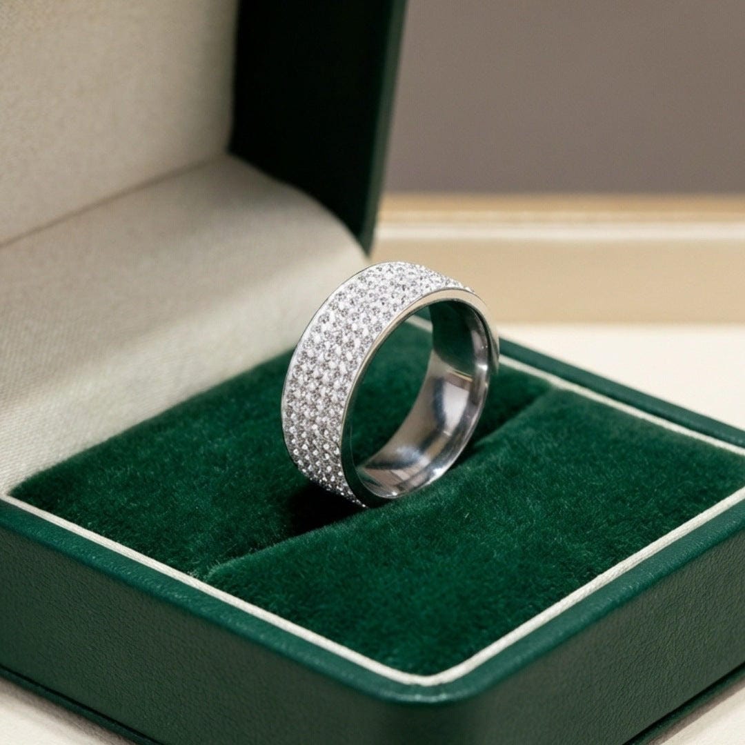 Anillo de Banda de Cristal Pavelli