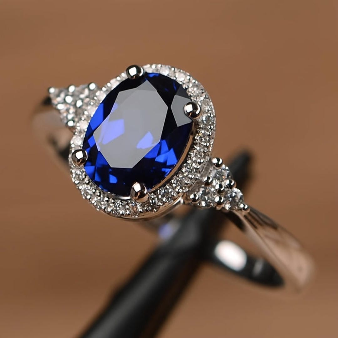 Anillo Ovalado de Zafiro Midnight Majesty