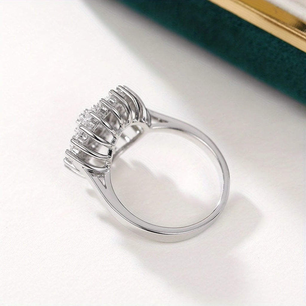 Anillo Declarativo de Halo con Cristales en Grupo