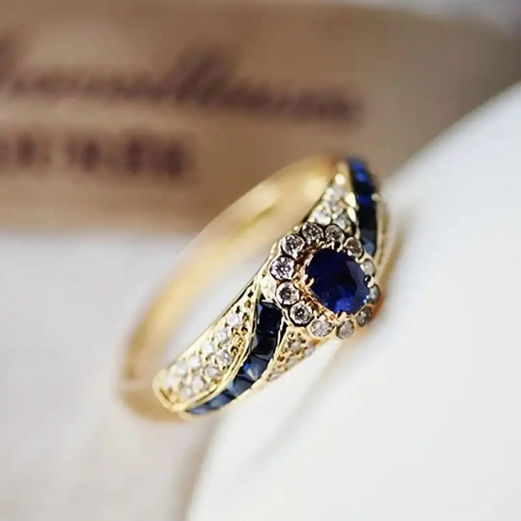 Anillo Avelisse Moraziel
