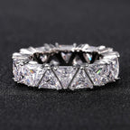 Anillo de Piedra Triangular Vintage