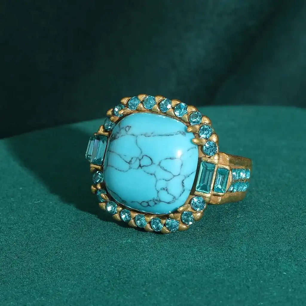 Anillo de Zirconia con Piedra Turquesa Dorada