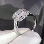 Anillo de Boda de Circonita en Forma Cuadrada