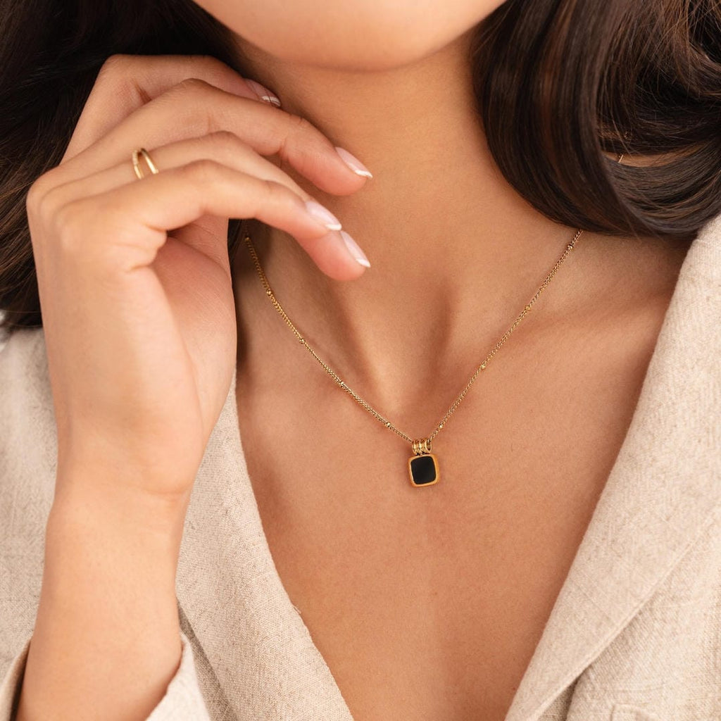 Collar colgante negro Chic de medianoche