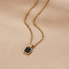 Collar colgante negro Chic de medianoche