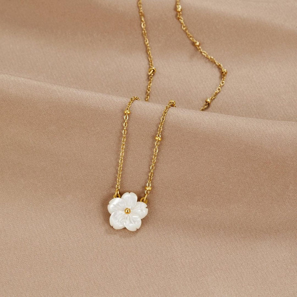 Collar con Colgante de Flor Greatness Bloom